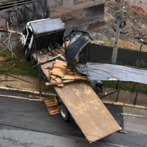 Nuevo accidente en loma viral de TikTok en Sabaneta (Antioquia)