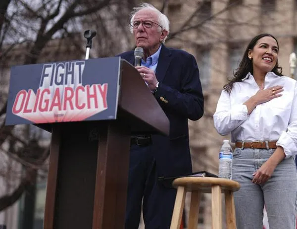 Bernie Sanders emprende cruzada contra la debacle de la izquierda estadounidense