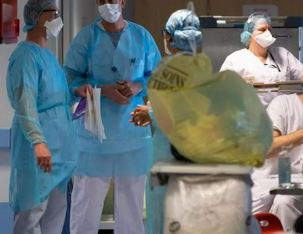 Suicidios en hospital: presentan demanda contra dos ministras francesas