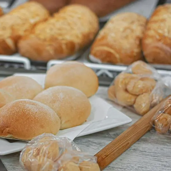 Venta de pan en Colombia cayó casi 8 % y preocupa futuro de miles de panaderías 