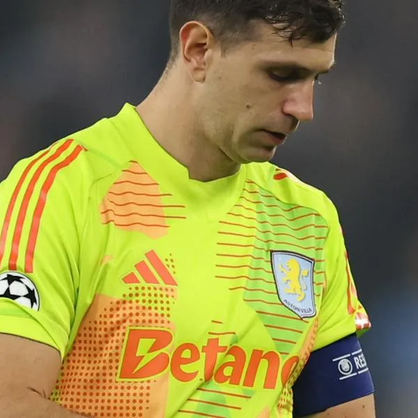 Dibu Martínez, arquero de Aston Villa