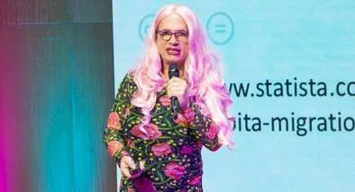Quién es el esposa de Brigitte Baptiste: se llama Adriana Martínez.