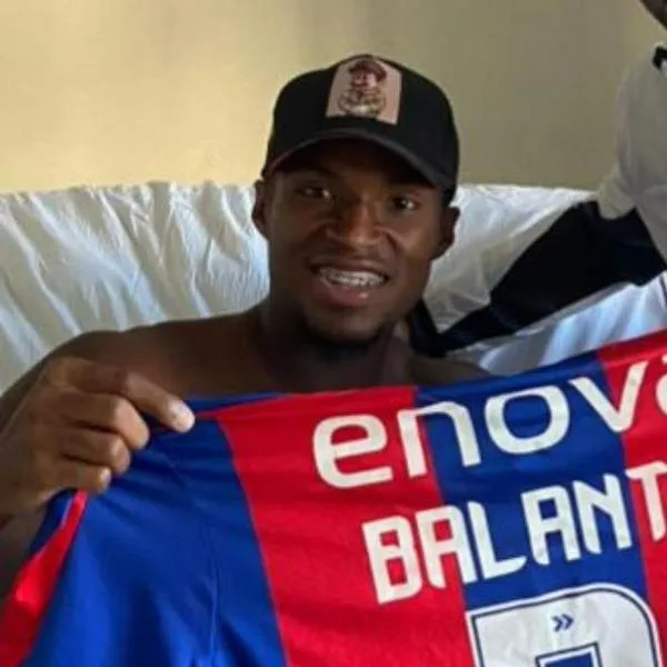 Oswaldo Balanta recuperándose, luego de haber sufrido un paro cardiaco con San Lorenzo
