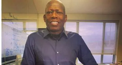 El 'Tino' Asprilla dijo que le robaron el celular y advirtió por mensajes que salgan desde su número