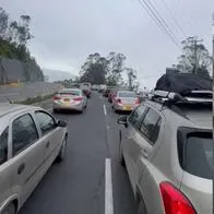 Foto de salida peaje Chusacá, en nota sobre cómo está hoy salida de Bogotá a Girardot, Melgar y más en Semana Santa en video