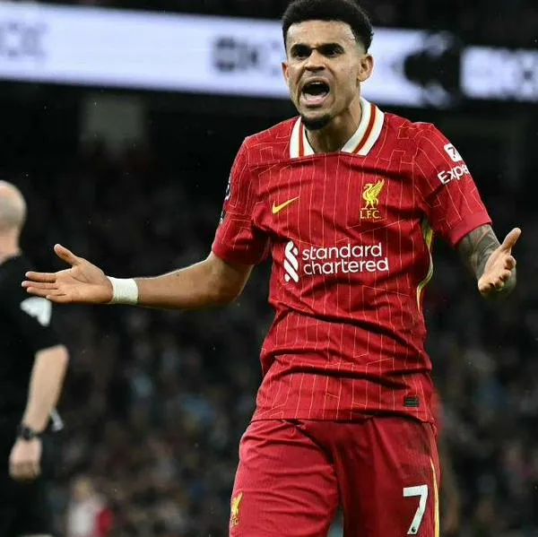 Foto de Luis Díaz, en nota de que Luis Díaz está en vilo con Liverpool por renovación de Virgil van Dijk para temporada