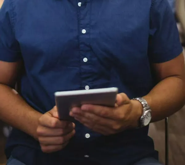 Tabajadores en Colombia deberán cumplir con requisito para seguir ejerciendo