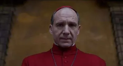 Foto de película Cónclave, en nota de dónde se puede ver película Cónclave: plataformas tras muerte del papa Francisco