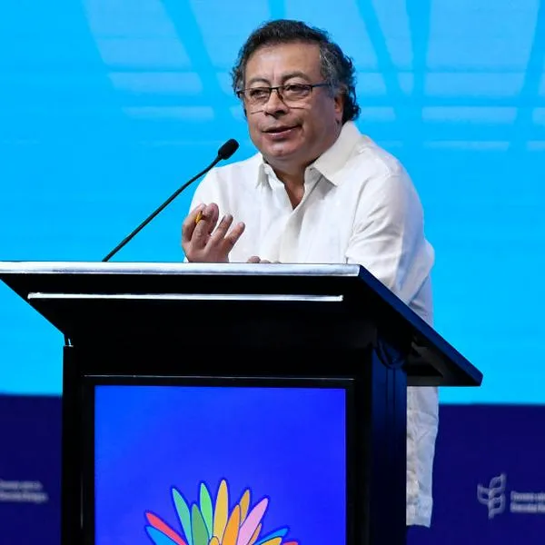 Petro transmitirá consejo de ministros
