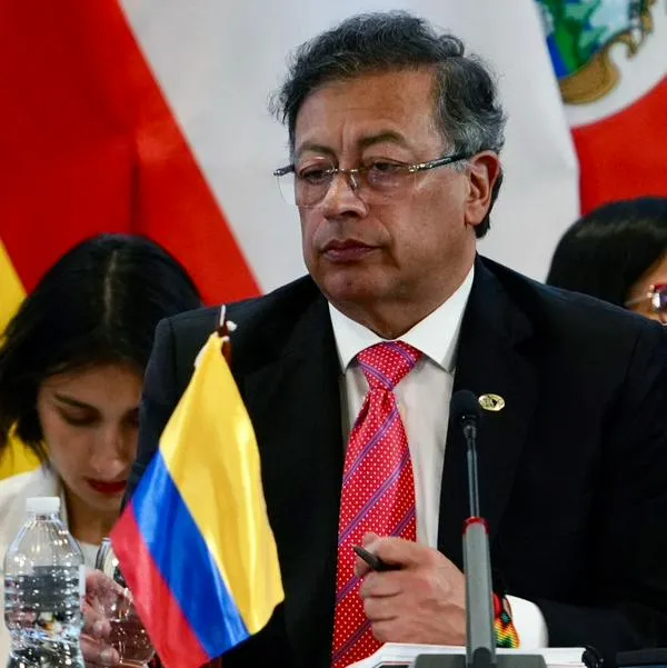 Preguntas de consulta popular de Petro sorprendieron y hubo críticas en Caracol