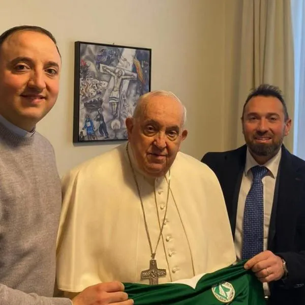 Equipo italiano Avellino y el papa Francisco