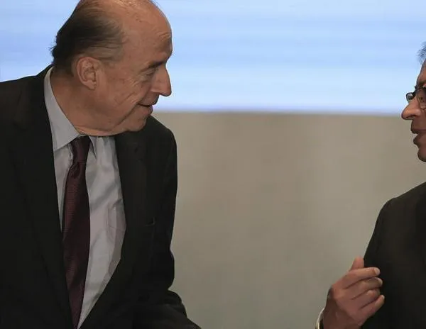 Excanciller asegura que Gustavo Petro sufre de 'drogadicción'
