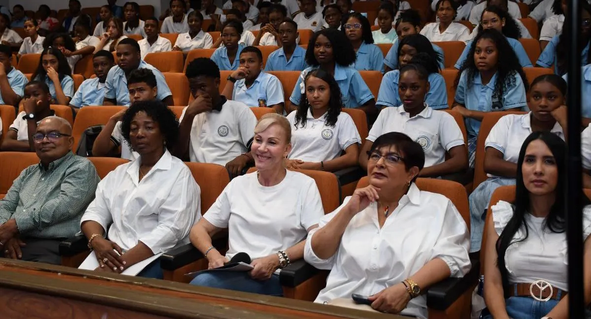 Estudiantes de Buenaventura mejoraron su inglés gracias a proyecto
