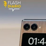 Motorola lanza celular plegable con tapa de madera