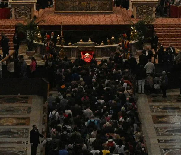 Funeral del papa Francisco: cuántas personas han ido y cosas malas que han pasado