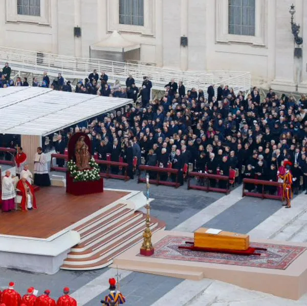Primeras imágenes del funeral del Papa Francisco y del último adiós