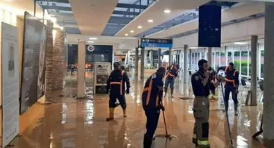 Aeropuerto en Medellín amaneció inundado y varias vías están colapsadas