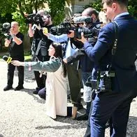 Libertad de prensa, ahogada por hojarasca populista y brutalización de política