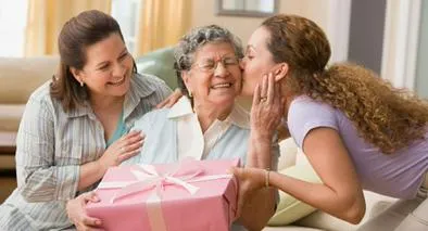 Cómo no ser estafado al comprar tarjetas de regalo: consejos para Día de la Madre