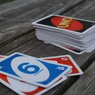 Foto de Uno, en nota de que Uno dijo qué pasa si usa carta de saltar, devolver, +2 o +4 para acabar el juego