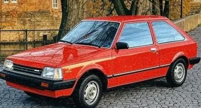 Estos eran los precios de los carros Mazda 323, Fiat 147 y Mitsubishi Colt en Colombia en el año 1982 y despierta nostalgia entre conductores.