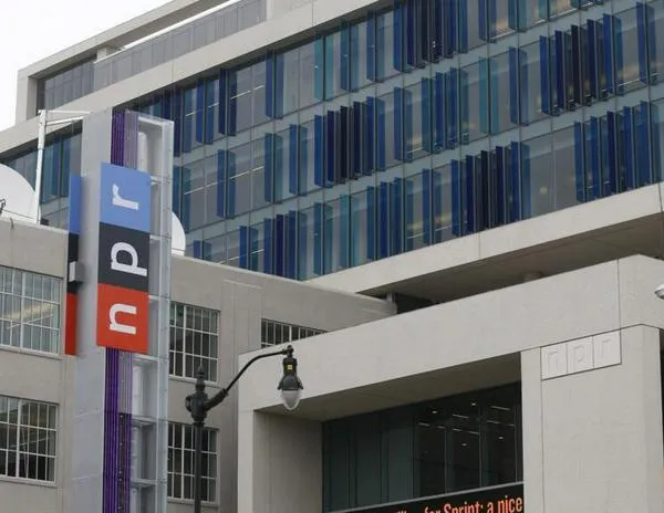 Trump pide el cese de la financiación federal de las radiotelevisiones públicas PBS y NPR