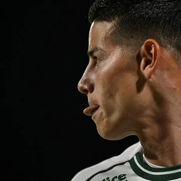 Foto de James Rodríguez con camisa del Deportes Tolima: hinchas enloquecieron