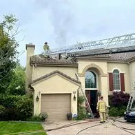 Casa con la que se estrelló avioneta en California