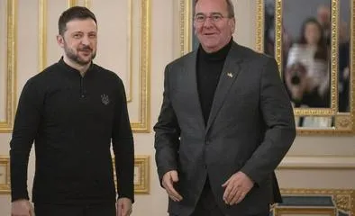 Pistorius, apoyo de Kiev, seguirá al frente de la Defensa en nuevo gobierno alemán