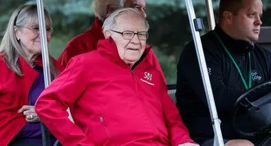 Warren Buffet salió de Berkshire Hathaway y dio sus 4 peores inversiones
