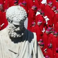 Cuántos cardenales hay en Colombia y por qué no todos pueden ser elegidos papas