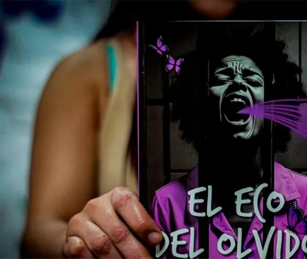Mujeres privadas de la libertad lanzan libro 'El Eco del Olvido' en la FILBo 