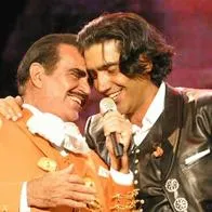 Alejandro Fernández le rinde homenaje a Vicente Fernández en Colombia