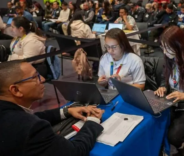 Trabajo sí hay Bogotá: accede a 70 vacantes conductores y operadores de parqueo 