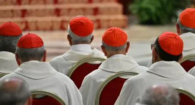 Cónclave 2025 EN VIVO cardenales se reúnen hoy para elegir al nuevo papa