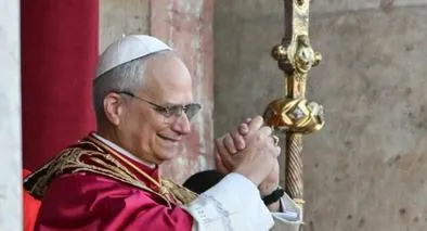 Celebran los peruanos: nuevo papa León XIV tiene nacionalidad peruana y estadounidense. En Perú trabajó por varios años y les mandó un mensaje a los incas.