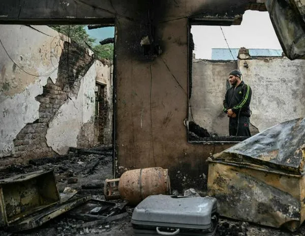 Continúan los enfrentamientos entre India y Pakistán mientras aumenta el número de muertos