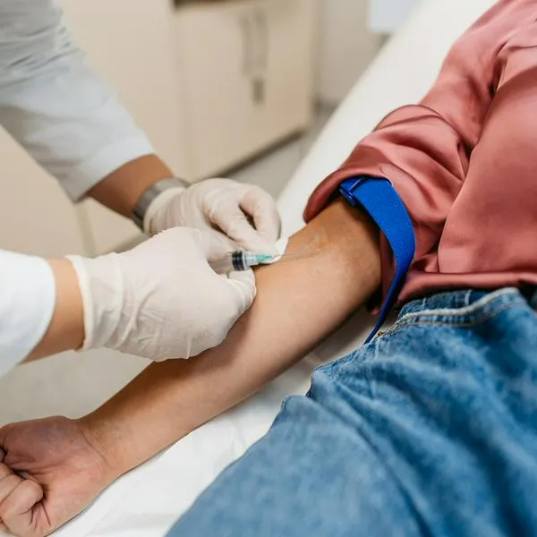 Pruebas de sangre para ingresar a las empresas