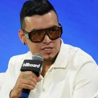 Foto de Yeison Jiménez, en nota de dónde son hoteles de Yeison Jiménez, cerca de Bogotá y negocios afuera de música
