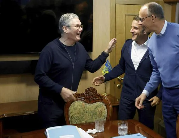 La Presidencia francesa desmiente la presencia de una bolsita de cocaína en reunión de Macron