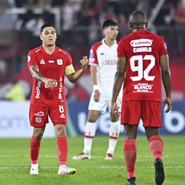 Jugadores de América de Cali en partido de Copa Sudamericana