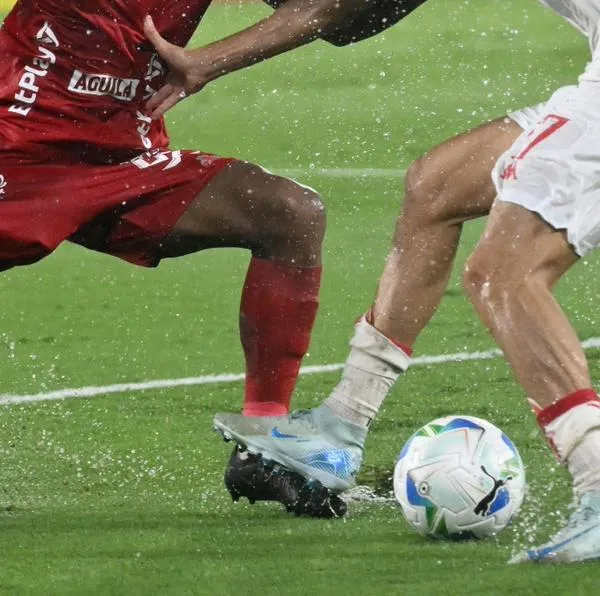 América de Cali contra Huracán 