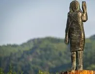 ¿Quién se ha robado la estatua de Melania Trump?