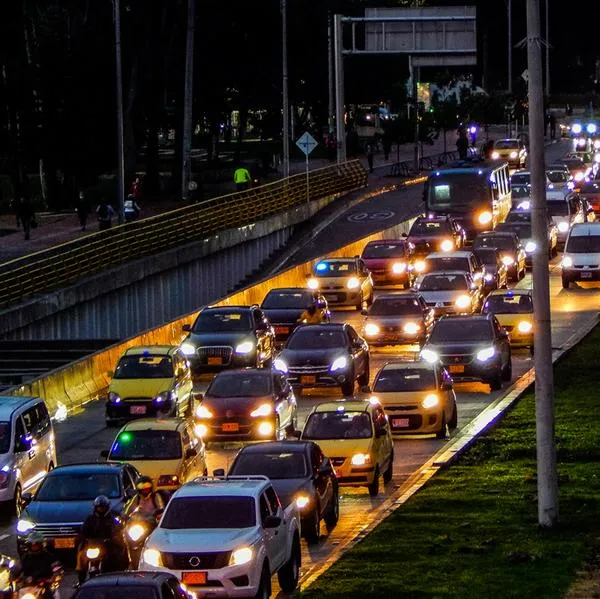 Cuánto vale pagar pico y placa solidario: conductor reveló si es rentable
