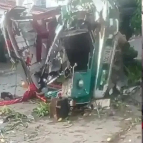 Accidente de bus en Barranquilla: regresaban de un sepelio y perdieron frenos