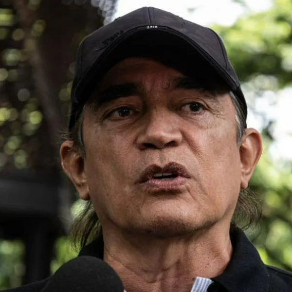 Gustavo Bolívar cree que Gustavo Petro sí le vendió el alma al diablo para ser presidente de Colombia y habló sobre su candidatura.