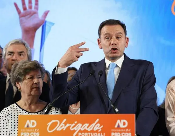 La coalición de derecha gana las legislativas, seguida por la extrema derecha y socialistas, empatados