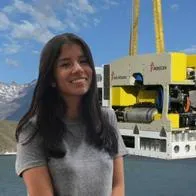 Tatiana Hernández búsqueda con robot