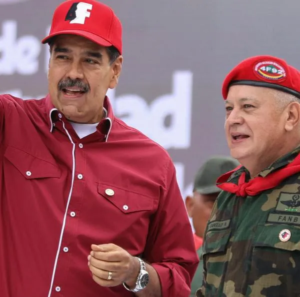 Cancelan vuelos Colombia-Venezuela: Diosdado Cabello se basa en hombre albanés