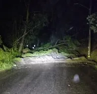 Derrumbe en la vía Tenjo a Cajicá.